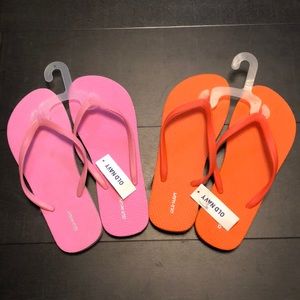 NWT Old Navy Flip Flops Lot of 2